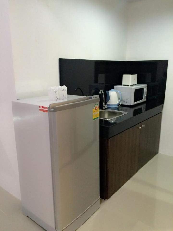 The Seashore Kamala Service Apartment Buitenkant foto